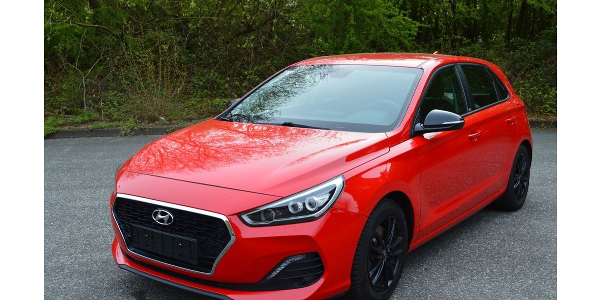 Hyundai i30 94.000 km 13.990 &euro; Wuppertal 42279