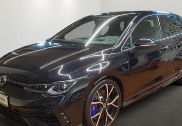 VW Golf 27.213 km 41.590 &euro; Düsseldorf 40233