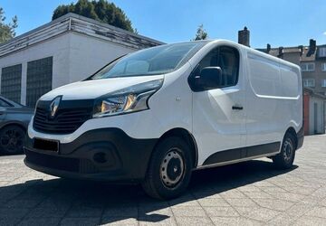Renault Trafic 168.000 km 6.999 &euro; Düsseldorf 40221