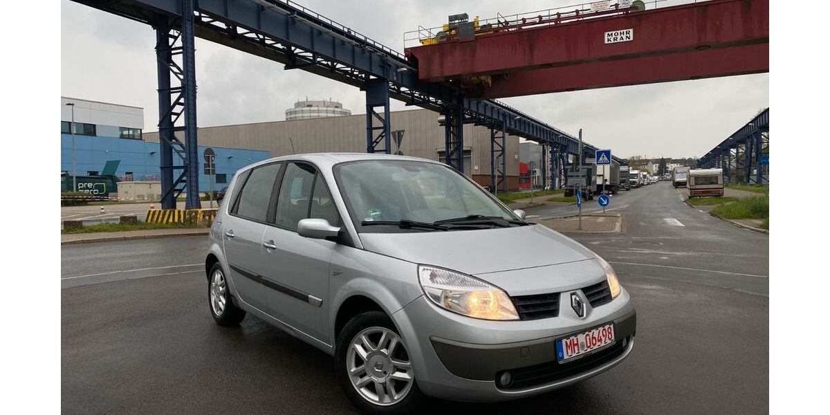 Renault Scenic 117.426 km 3.499 &euro; Mülheim 45473
