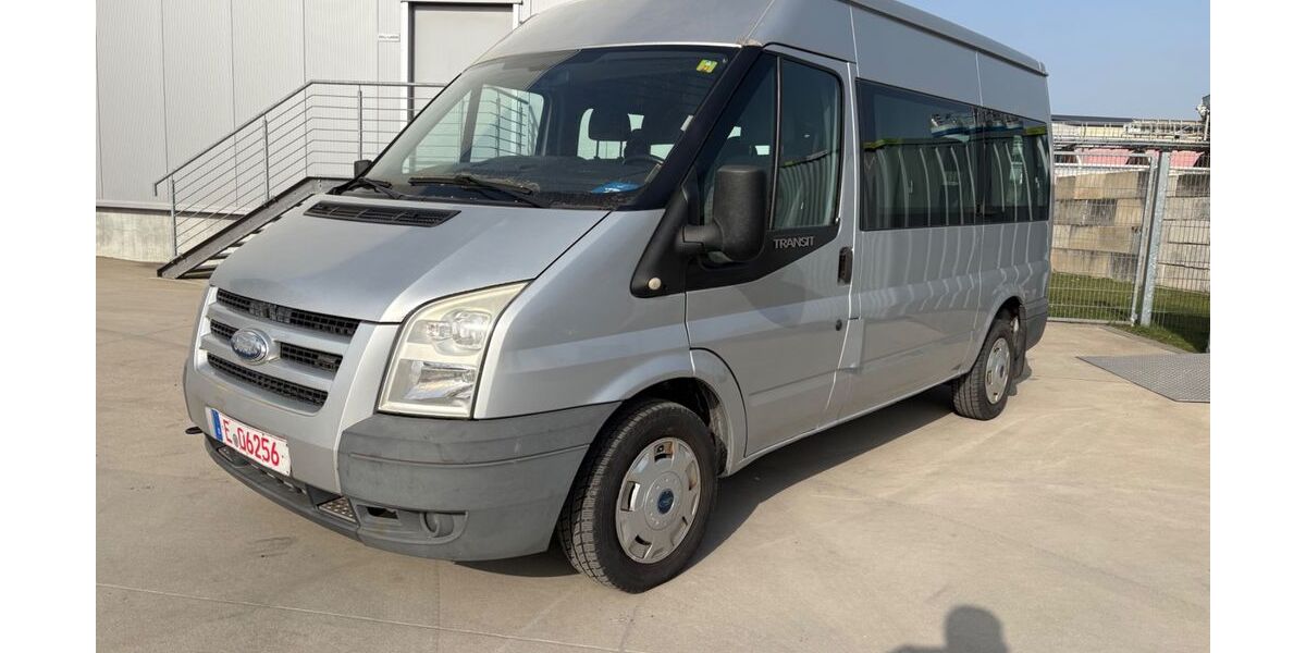 Ford Transit 151.876 km 6.900 &euro; Essen 45326