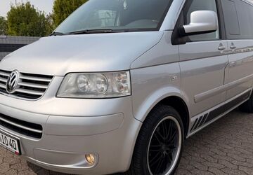 VW T5 Transporter 236.000 km 9.490 &euro; Meerbusch 40668