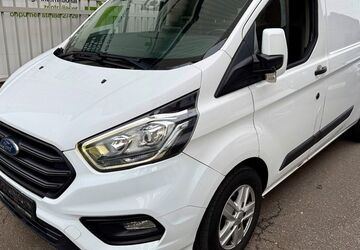 Ford Transit Custom 240.938 km 10.950 &euro; Krefeld 47799