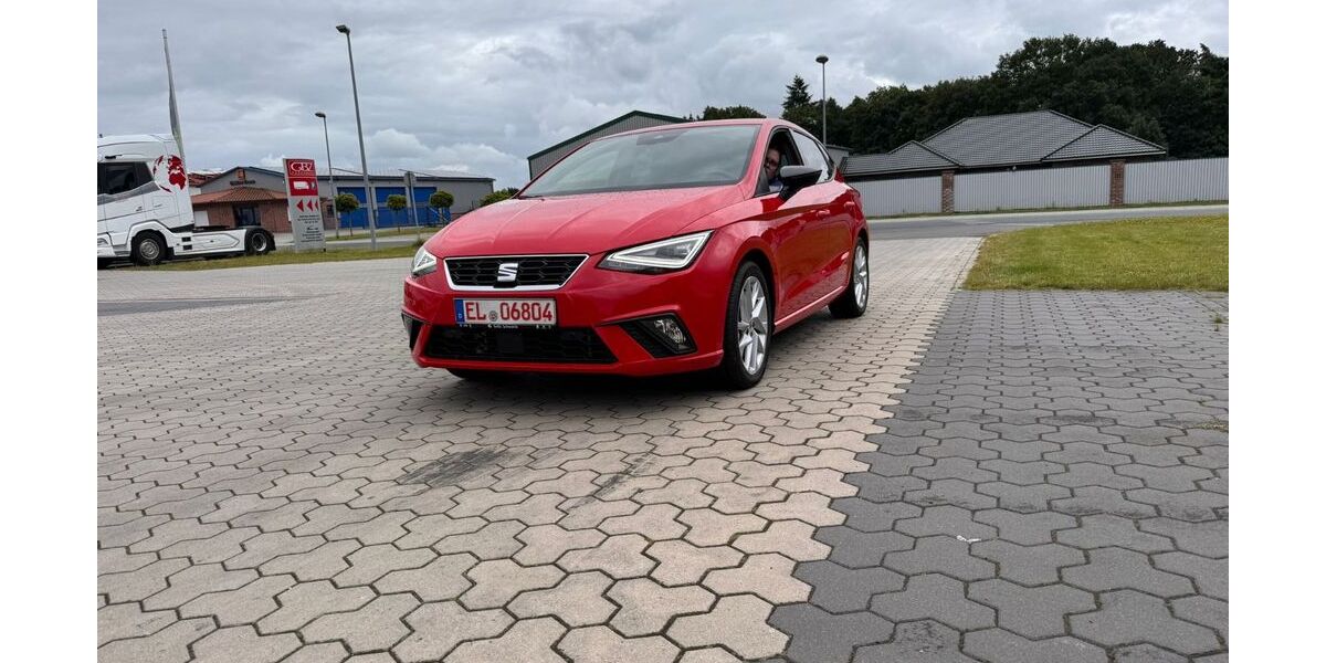 Seat Ibiza 13.600 km 13.999 &euro; Essen 45143