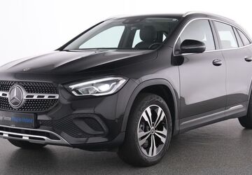 Mercedes-Benz GLA 250 35.835 km 31.985 &euro; Essen 45309