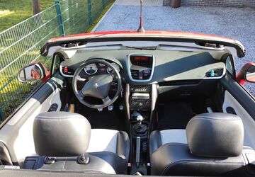 Peugeot 207 201.000 km 2.100 &euro; Velbert 42549