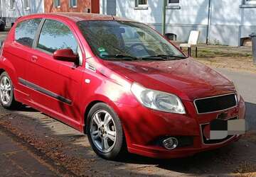 Chevrolet Aveo 124.000 km 500 &euro; Neumühl (Duisburg) 47167