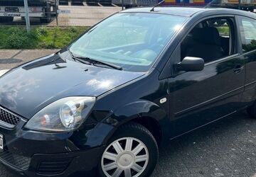 Ford Fiesta 165.500 km 1.299 &euro; neuss 41469