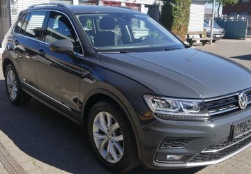 VW Tiguan 194.513 km 16.950 &euro; Düsseldorf 40233