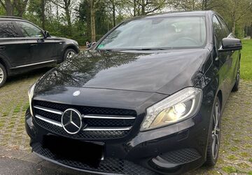 Mercedes-Benz A 180 48.000 km 14.950 &euro; Essen 45309