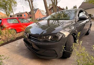 VW Polo 105.095 km 10.500 &euro; Neuss 41468