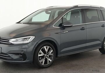 VW Touran 15.300 km 37.385 &euro; Düsseldorf 40233