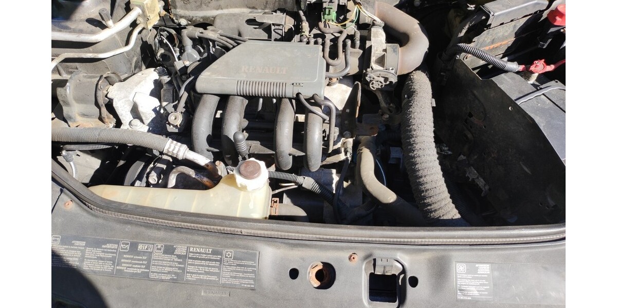 Renault Clio 122.280 km 1.650 &euro; Solingen 42651