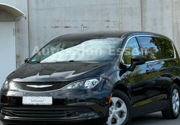 Chrysler Pacifica 25.587 km 28.890 &euro; Essen 45141