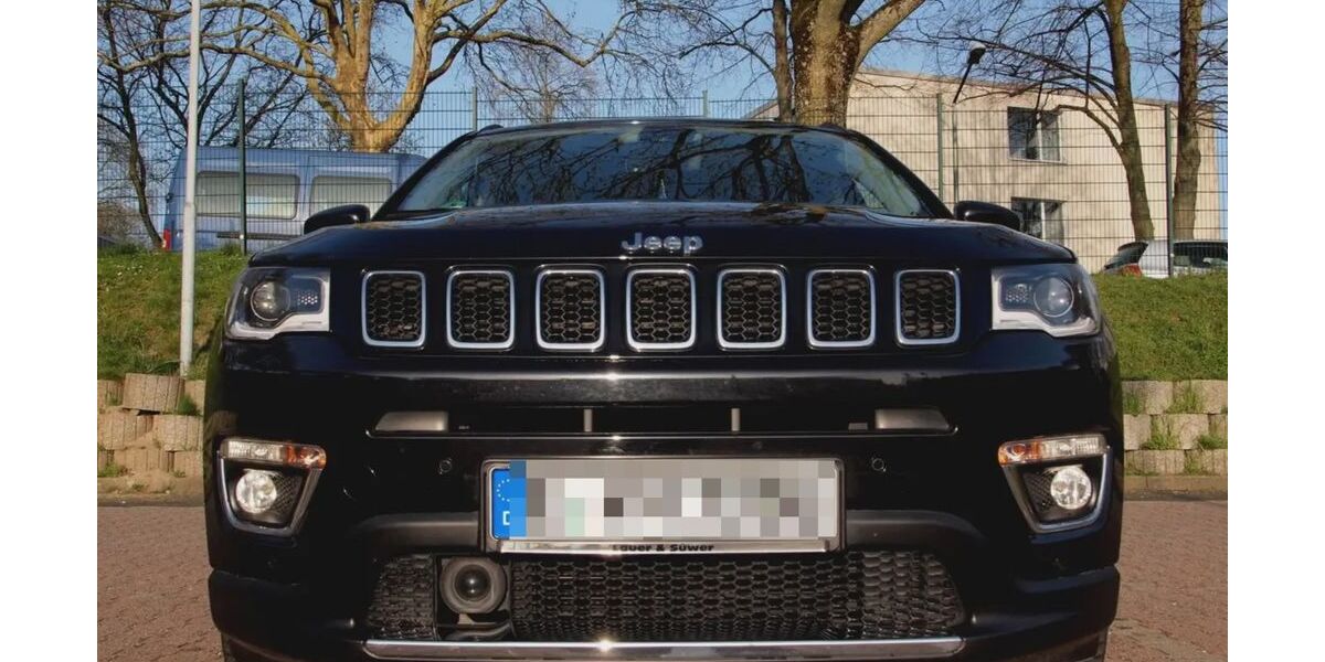 Jeep Compass 64.000 km 15.500 &euro; Essen 45307