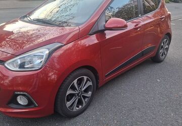 Hyundai i10 103.000 km 6.490 &euro; wuppertal 42277
