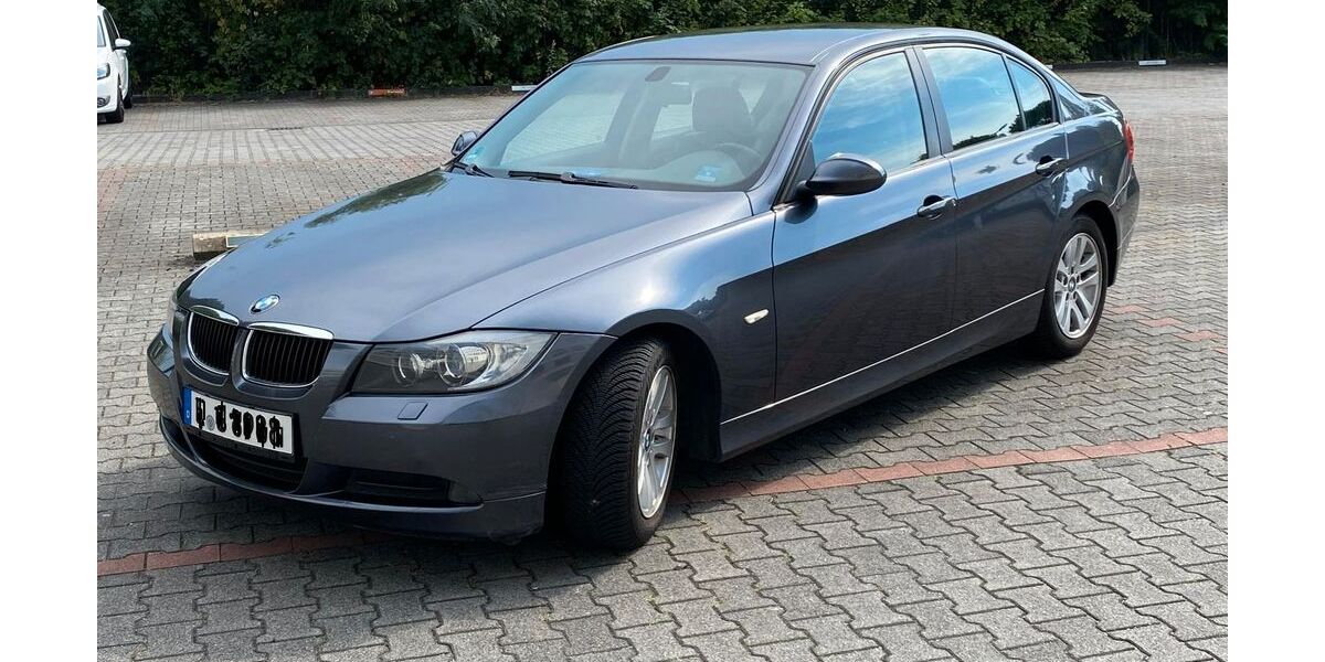 BMW 318 200.000 km 4.800 &euro; Essen 45145