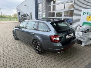 Skoda OCTAVIA TSI RS 2.0 Combi +Navi+CarPlay+Totwinkel+ 89.504 km 23.450 &euro; Meerbusch 40667