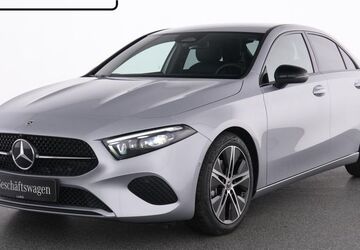 Mercedes-Benz A 180 4.985 km 33.320 &euro; Essen 45309