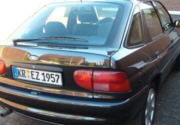 Ford Escort 117.750 km 2.800 &euro; Krefeld 47807
