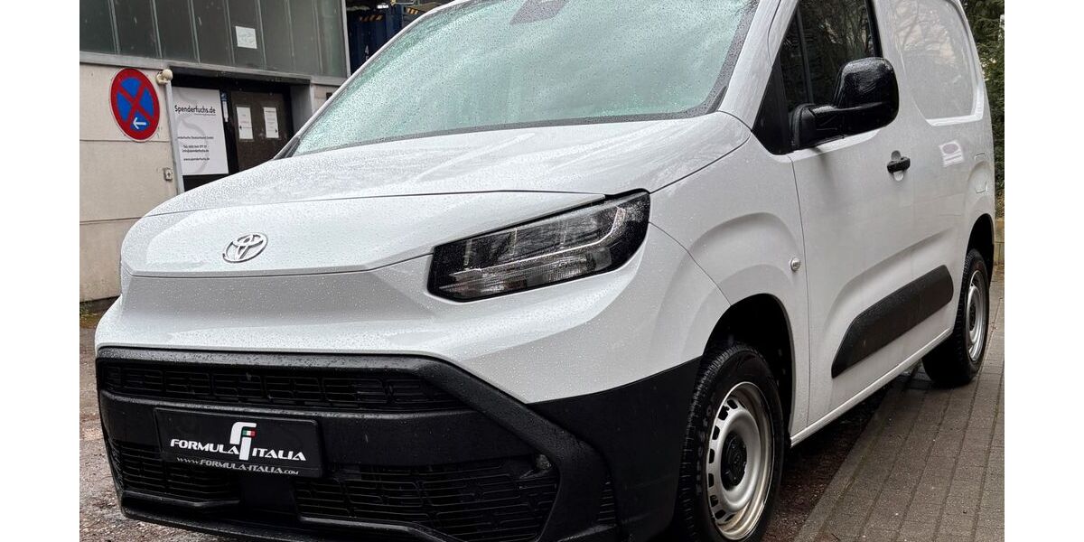 Toyota Proace City 24.000 km 17.490 &euro; Solingen 42697
