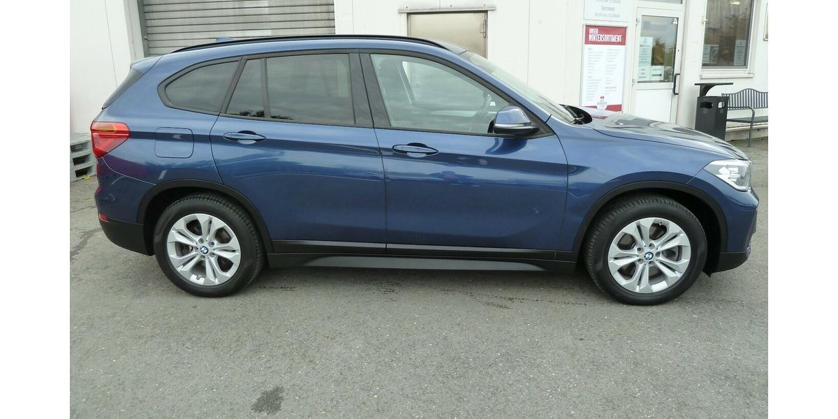 BMW X1 25e X drive Steptronic Navi Head up E-Sitze 154.000 km 16.900 &euro; Ratingen 40885