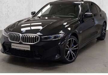 BMW 330 66.790 km 35.640 &euro; Düsseldorf 40595