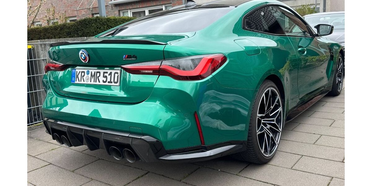 BMW M4 81.000 km 61.900 &euro; Krefeld 47807