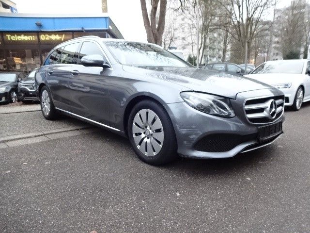 Mercedes-Benz E 220 251.800 km 12.500 &euro; Essen 45276