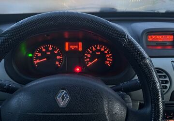 Renault Kangoo 198.426 km 2.600 &euro; Monheim am Rhein 40789