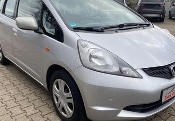 Honda Jazz 148.356 km 3.200 &euro; Moers 47445