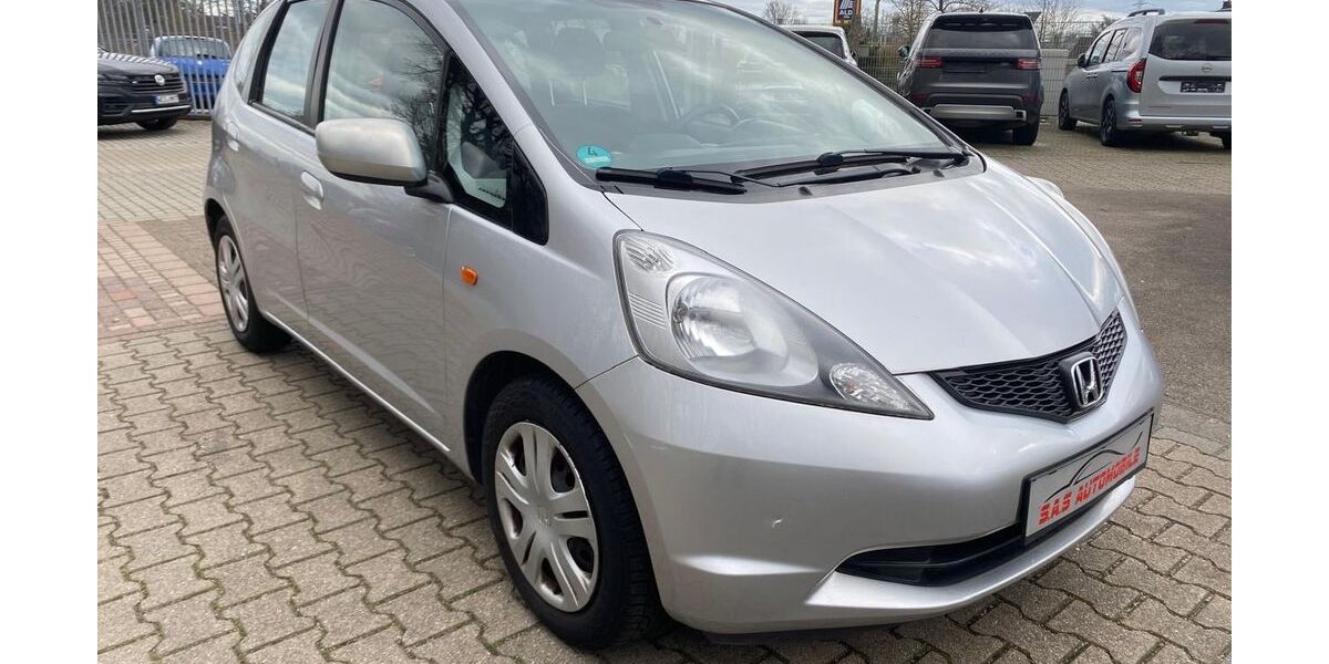 Honda Jazz 148.356 km 3.200 &euro; Moers 47445