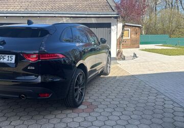 Jaguar F-Pace 99.000 km 22.999 &euro; Essen 45279