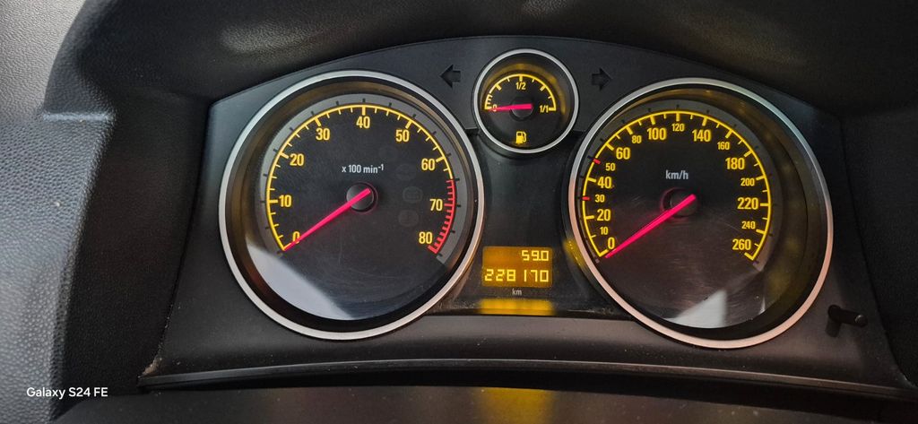 Opel Astra 228.170 km 1.700 &euro; Gelsenkirchen 45899