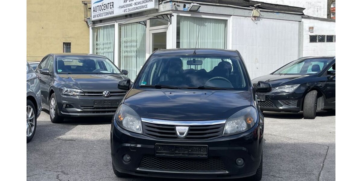 Dacia Sandero 113.000 km 2.990 &euro; Gelsenkirchen 45899