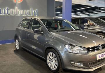 VW Polo 15.800 km 12.499 &euro; Oberhausen 46045