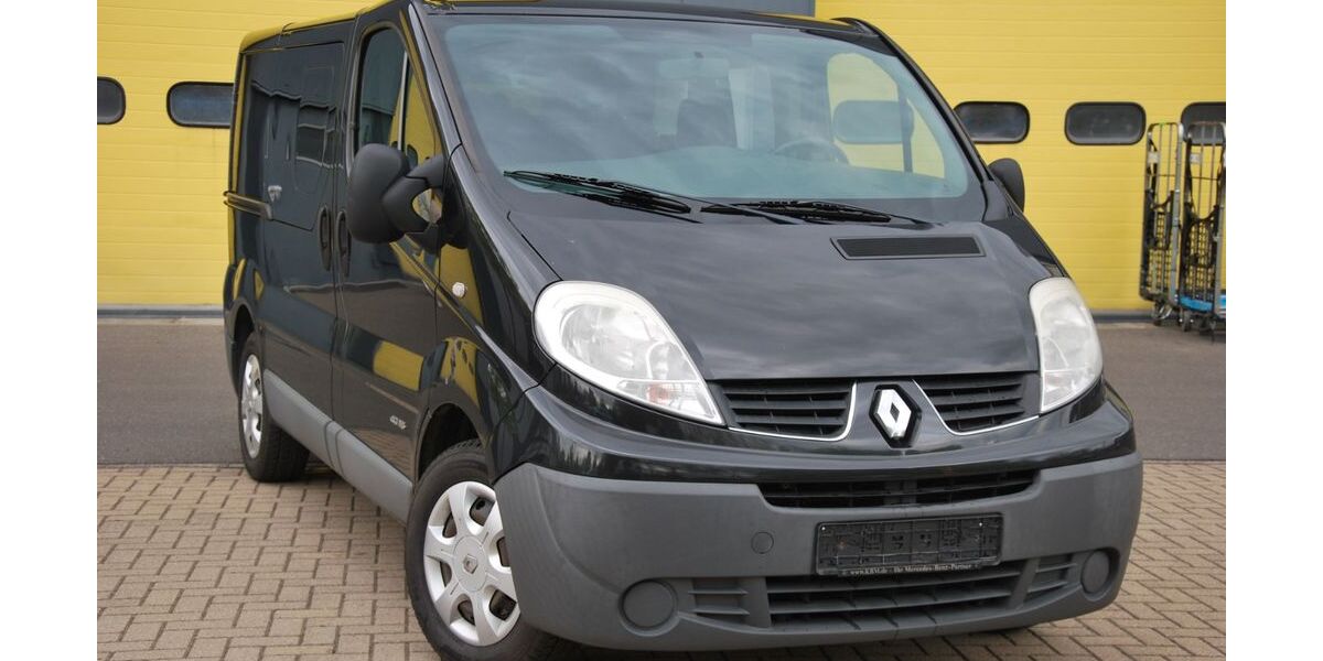 Renault Trafic 177.332 km 11.800 &euro; DÜSSELDORF 40231
