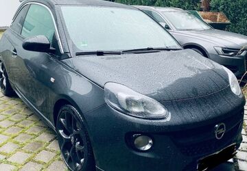 Opel Adam 82.800 km 10.100 &euro; Solingen 42659