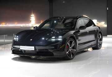 Porsche Taycan 46.226 km 62.980 &euro; Dormagen 41541