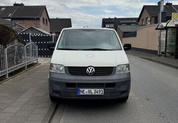 VW T5 Transporter 300.000 km 3.200 &euro; grevenbroich 41516