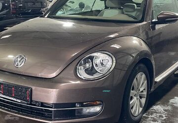 VW Beetle 179.324 km 9.599 &euro; Krefeld 47799