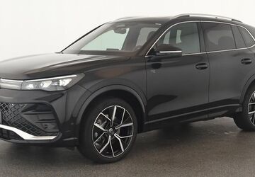 VW Tiguan 19.200 km 46.484 &euro; Düsseldorf 40233