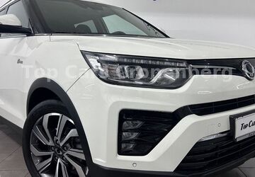 SsangYong Tivoli 37.692 km 12.950 &euro; Wuppertal-Cronenberg 42349