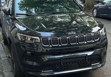 Jeep Compass 53.000 km 21.700 &euro; Duisburg 47166