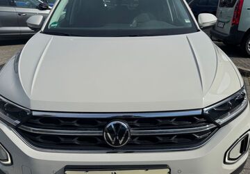 VW T-Roc 124.980 km 19.399 &euro; Mülheim / Ruhr 45473