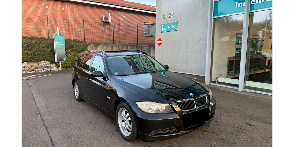 BMW 320 278.000 km 2.490 &euro; Remscheid 42857