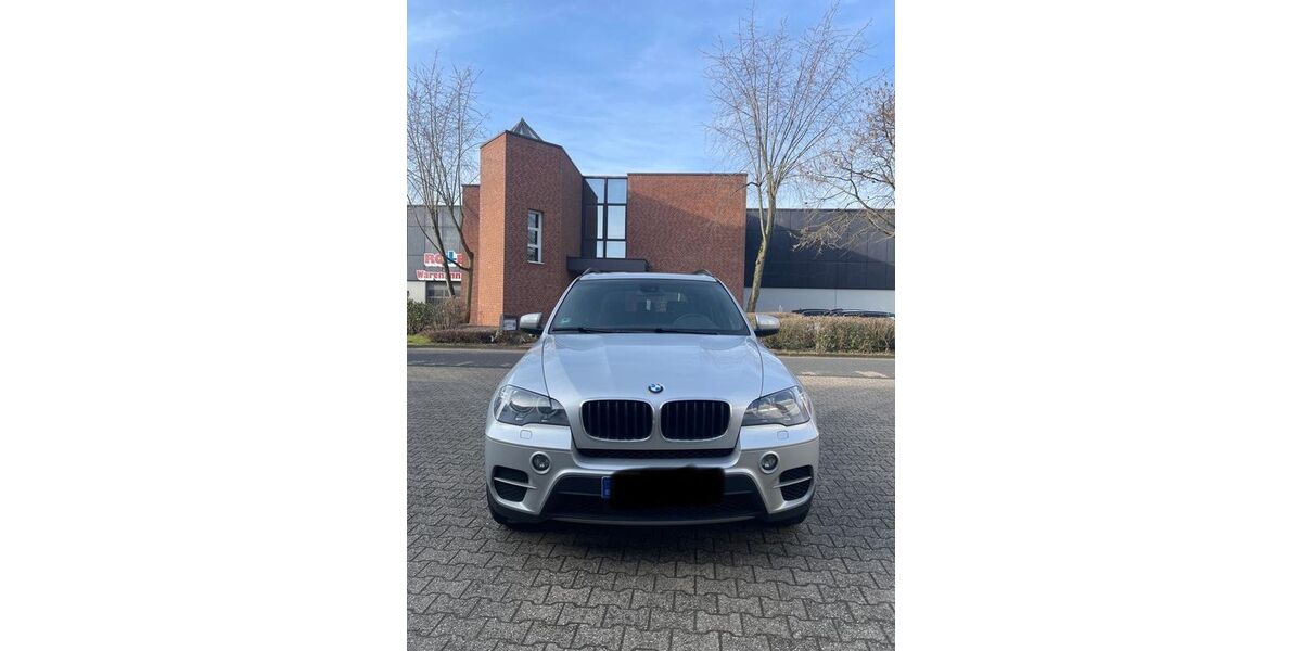 BMW X5 209.000 km 13.250 &euro; Duisburg 47178