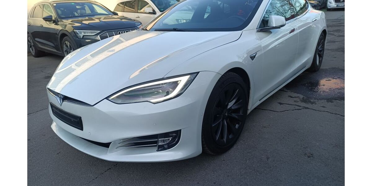 Tesla Model S 134.250 km 34.999 &euro; Wuppertal 42281