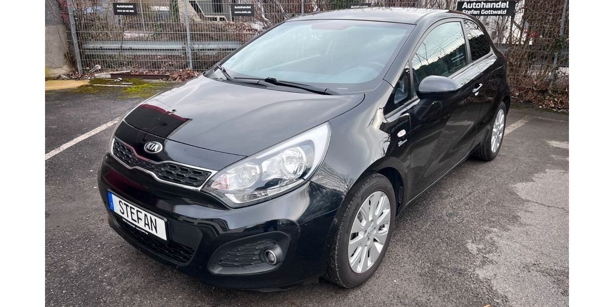 Kia Rio 141.700 km 5.400 &euro; Neuss 41472