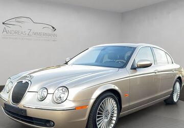 Jaguar S-Type 110.857 km 11.900 &euro; Kaarst 41564